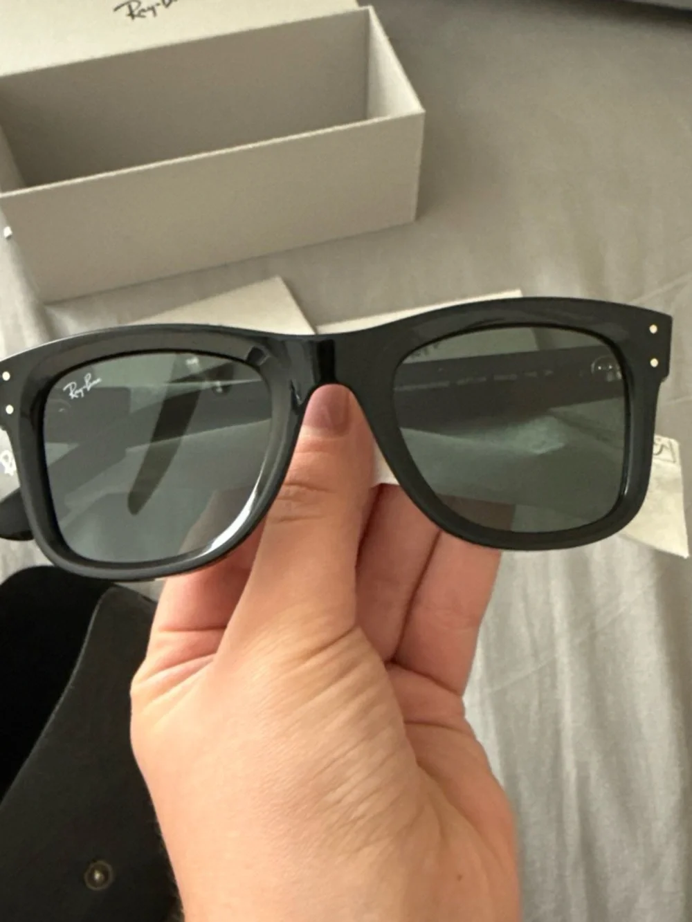 Men Accessories Subcategory Identification